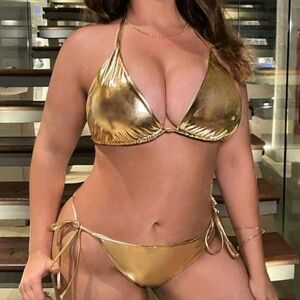 Metallic Gold Bikini two-piece set. 3X. Lined with removable padding.